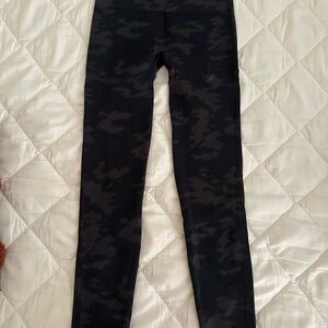 SPANX Kids Dark Camouflage Leggings